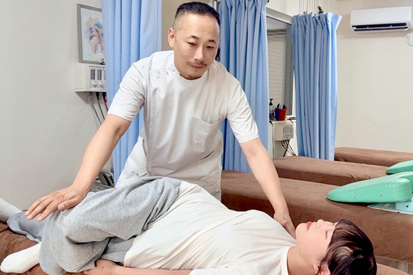 ボキボキしない骨格矯正